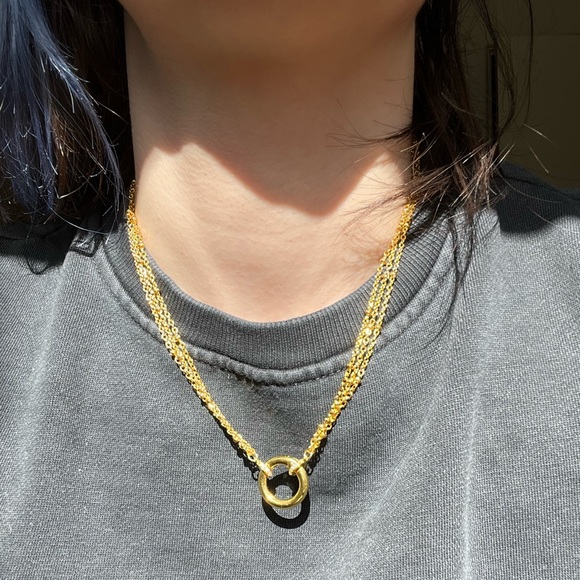 1x triple stainless steel chain with round carabiner 18” - Picture 11 of 16